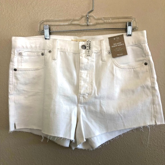 Madewell Pants - Madewell Relaxed Denim Button Fly Raw Hem Denim Shorts Size 31